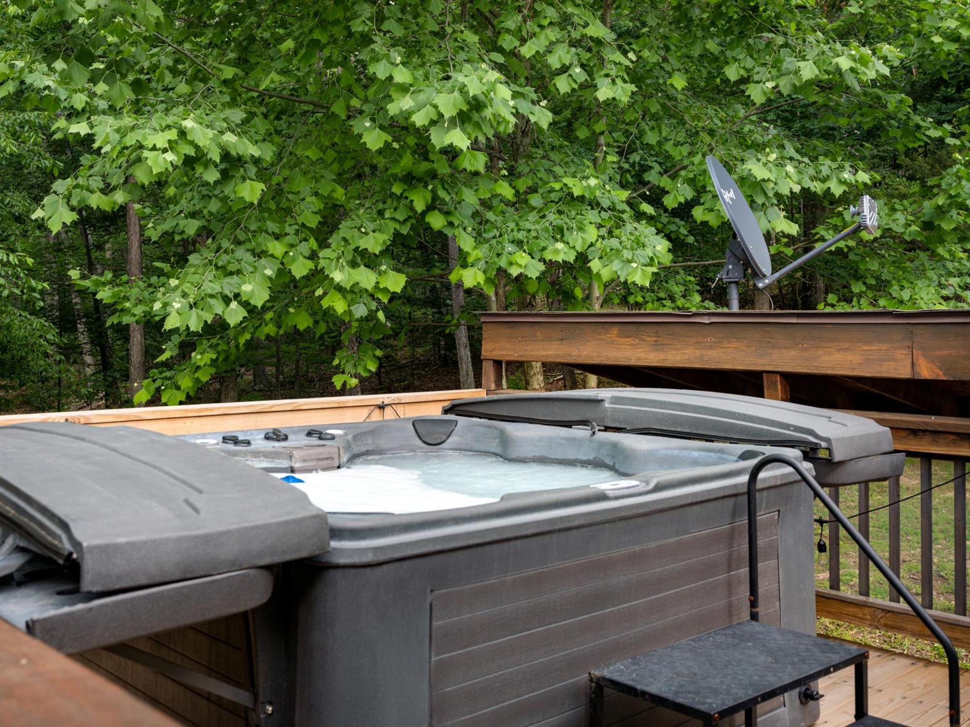 Shenandoah Dog Friendly Cabin With River Access, Hot Tub, Fire Pit, Bbq, Outdoor Dining Esterno foto