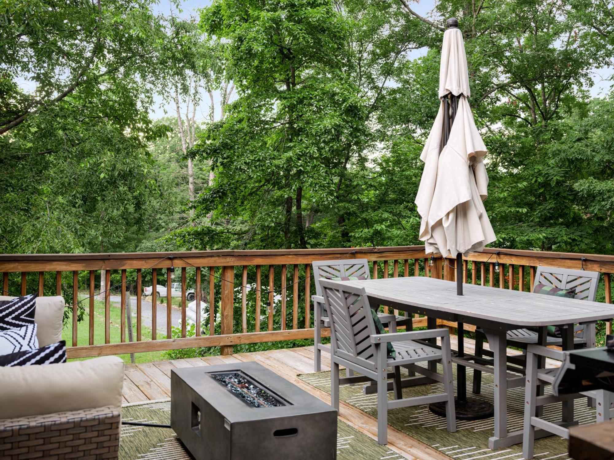 Shenandoah Dog Friendly Cabin With River Access, Hot Tub, Fire Pit, Bbq, Outdoor Dining Esterno foto