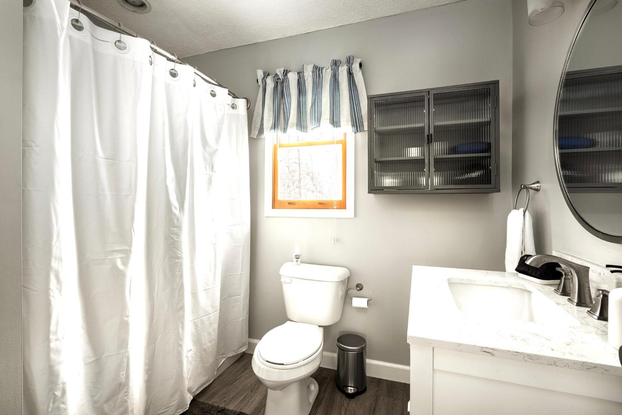 Shenandoah Dog Friendly Cabin With River Access, Hot Tub, Fire Pit, Bbq, Outdoor Dining Esterno foto